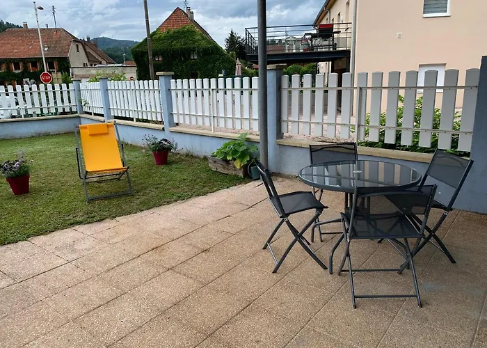 Au Paradis De La Riviere Joyeuse - Gite Avec Terrasse